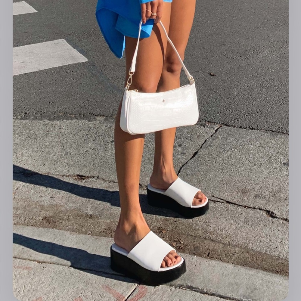 NWT Princess Polly Britta Platform Sandals / white, size 8